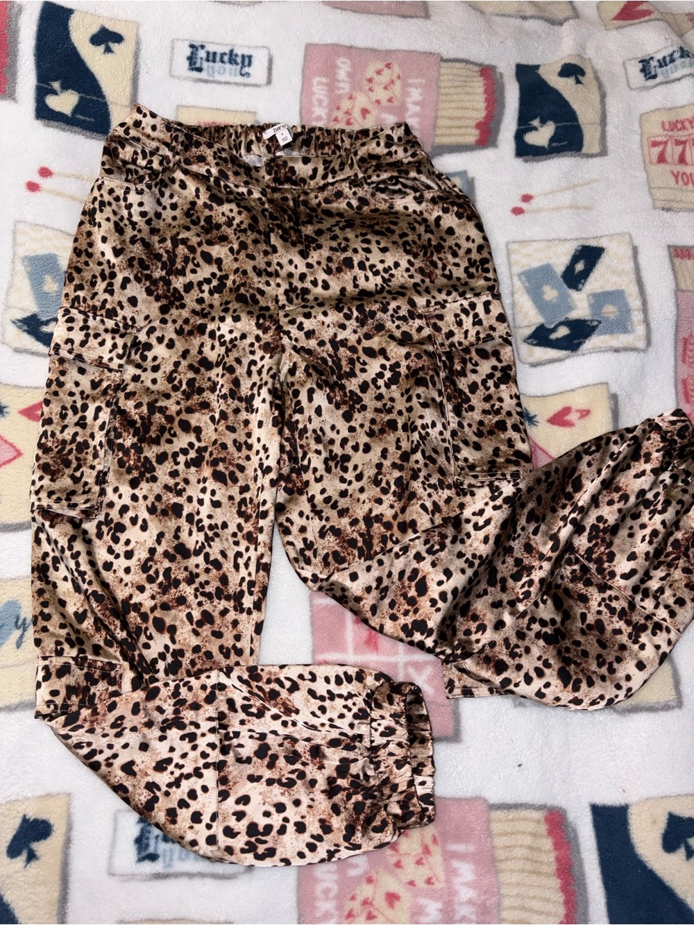 Bar III Womens Leopard Print Satin Joggers - Brown & Black